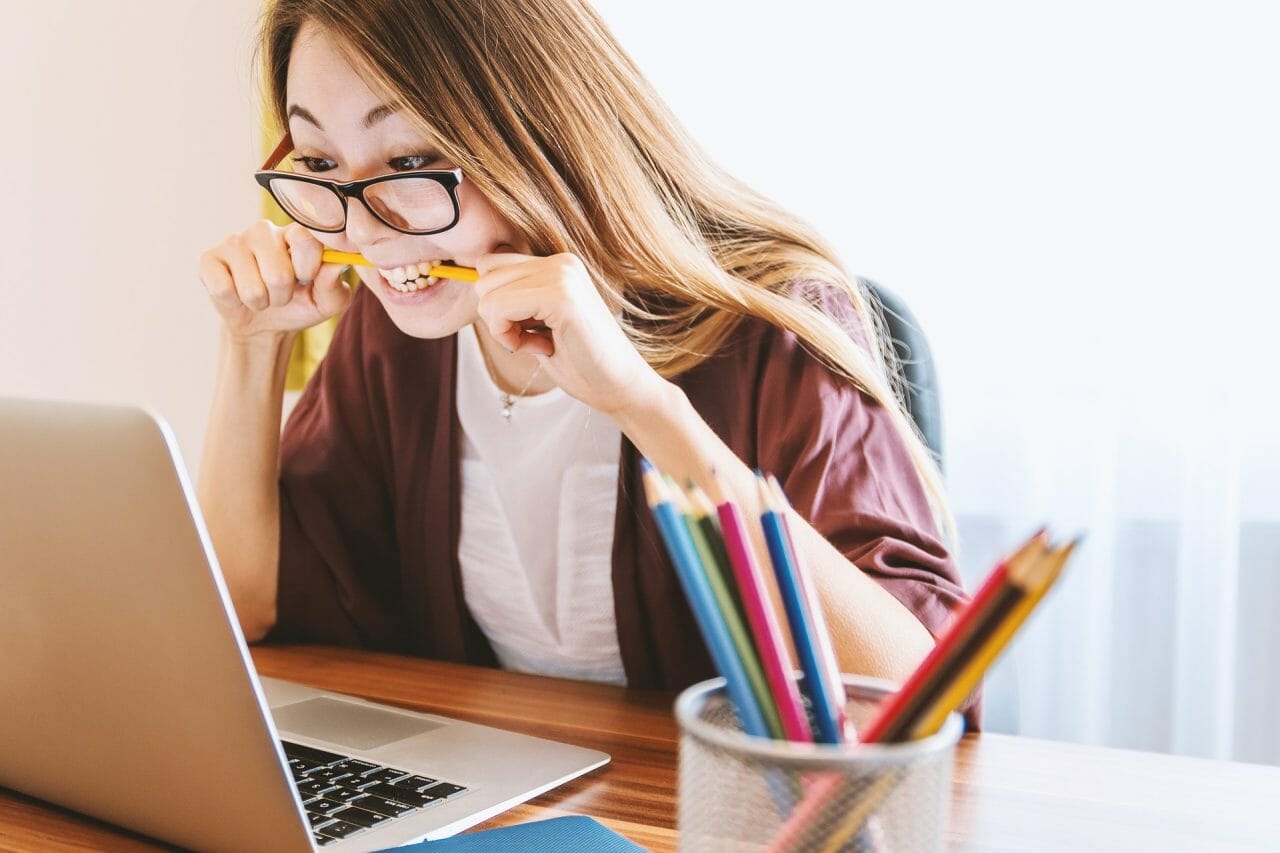 Feeling Overwhelmed at Work? Discover the Benefits of Mushroom Gummies for Relief.