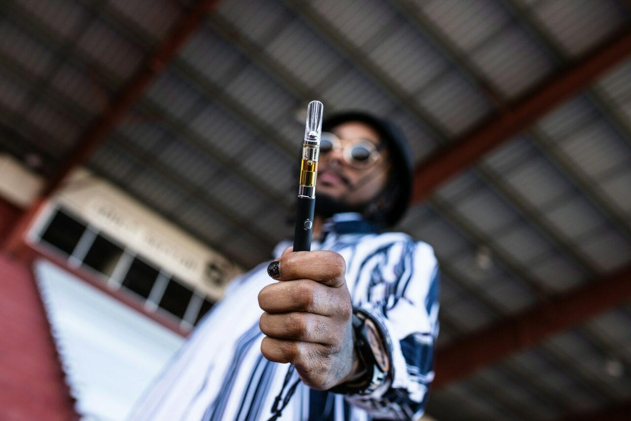 DMT Pens & the Experience of Death: Comparing the Effects on Your Brain during a DMT Trip and a Near-Death Incident